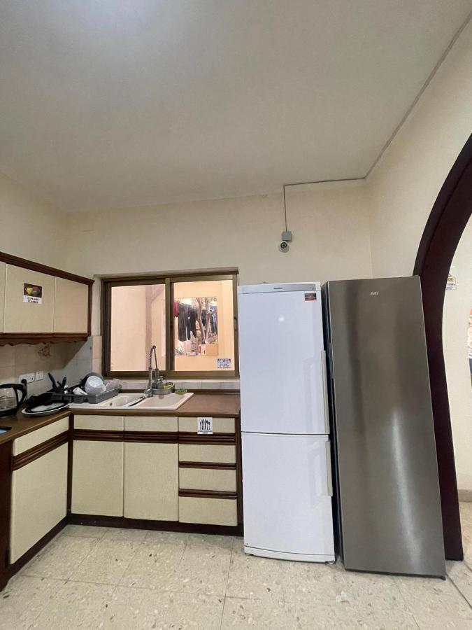 Ommi Hostel Saint Julian's ภายนอก รูปภาพ